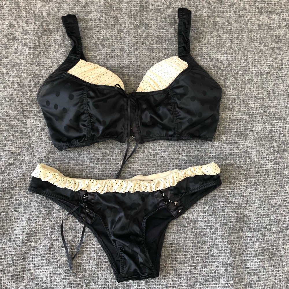 Beach Bunny Polka Dot Bikini  Size L Top; S bottom